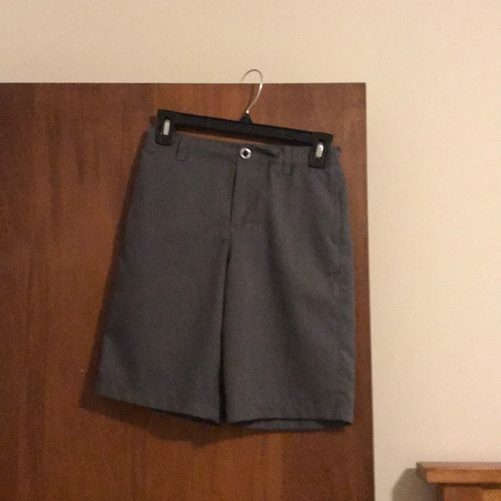 Under armor golf shorts